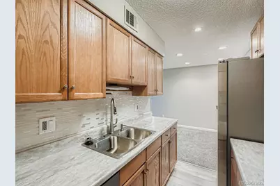 140 E Highline Circle #105, Centennial, CO 80122 - Photo 11