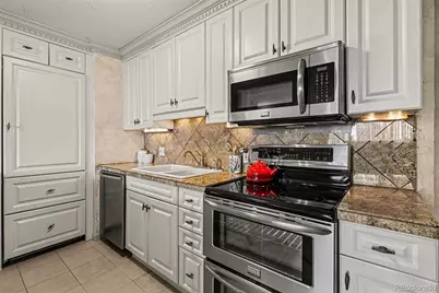 1020 15th Street #21J, Denver, CO 80202 - Photo 3