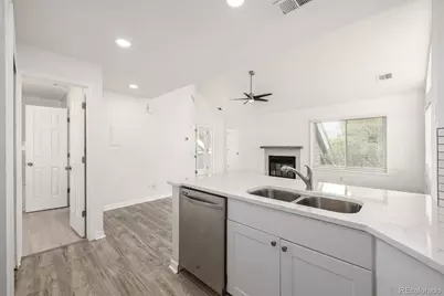 8500 E Jefferson Avenue #17C, Denver, CO 80237 - Photo 11