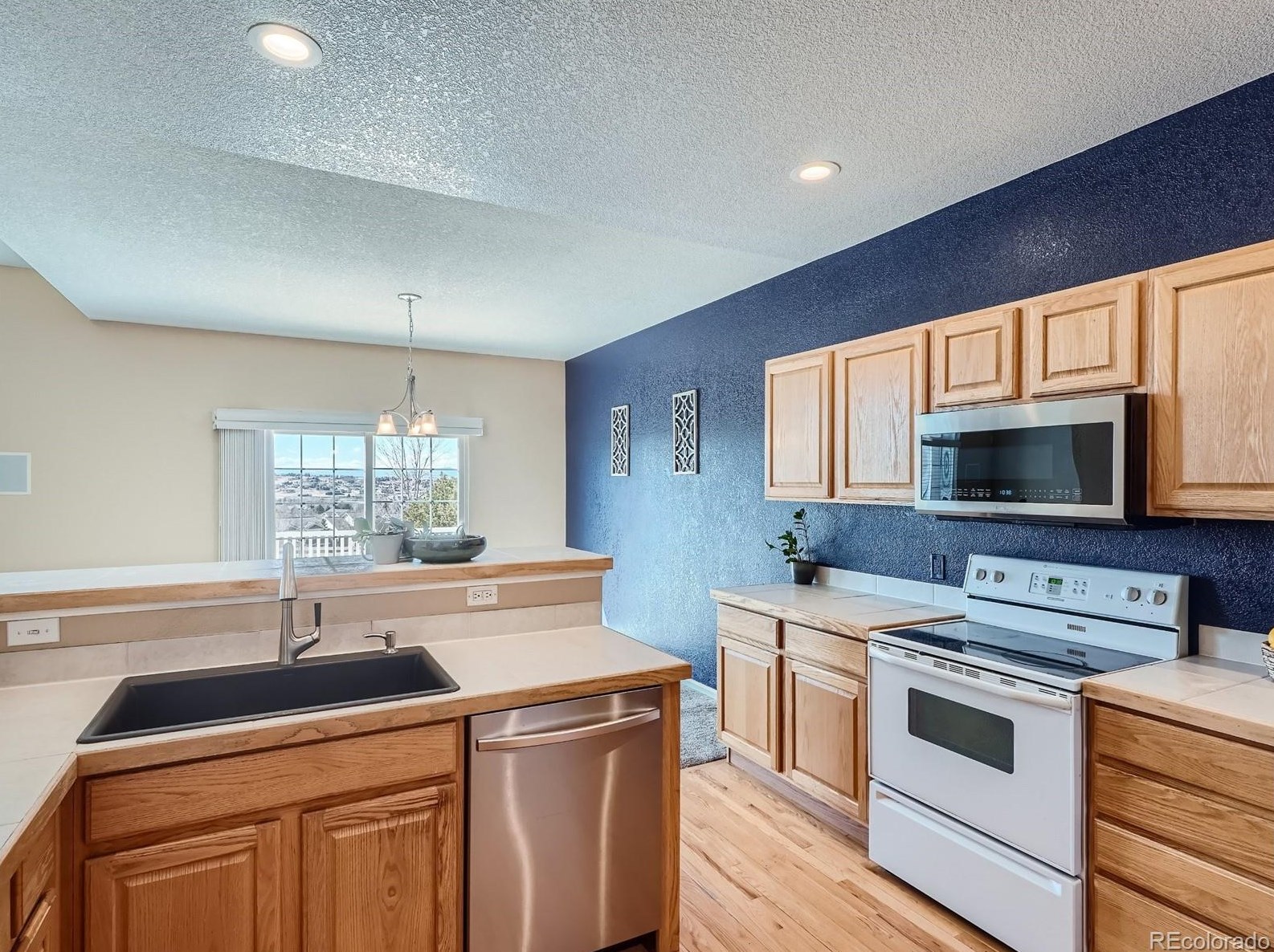 20426 Orchard Pl, Denver CO  80016-3891 exterior