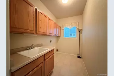 20734 E Peakview Place, Aurora, CO 80016 - Photo 11
