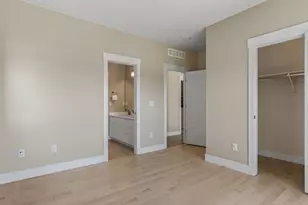 9025 E Prairie Meadow Dr, Denver, CO 80238 - Photo 23
