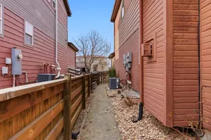 10792 Sedalia Cir, Commerce City, CO 80022 - Photo 37