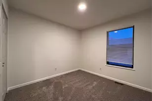 2011 Carlee Dr, Pueblo, CO 81005 - Photo 15