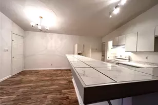 2011 Carlee Dr, Pueblo, CO 81005 - Photo 3