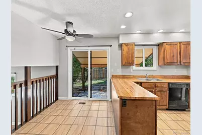 11052 E Ohio Place, Aurora, CO 80012 - Photo 9