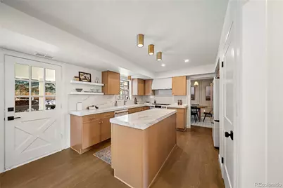 7154 S Newport Way, Centennial, CO 80112 - Photo 9