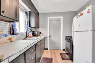 2921 Jasmine St, Denver, CO 80207 - Photo 15