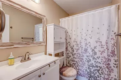 5418 S Quatar Court, Aurora, CO 80015 - Photo 13
