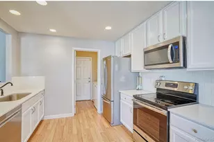 5418 S Quatar Ct, Aurora, CO 80015 - Photo 7