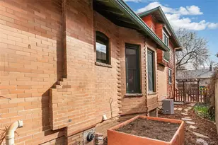 2576 Dexter St, Denver, CO 80207 - Photo 39