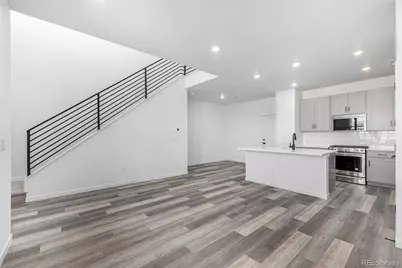 5688 N Killarney Court, Aurora, CO 80019 - Photo 13