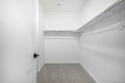 5688 N Killarney Court, Aurora, CO 80019 - Photo 33