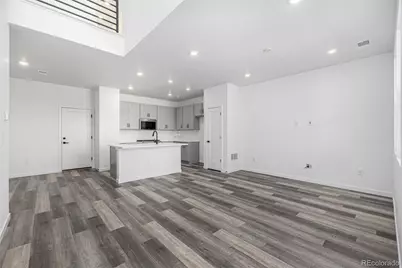 5688 N Killarney Court, Aurora, CO 80019 - Photo 15