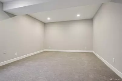 26683 E Peakview Place, Aurora, CO 80016 - Photo 31