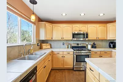 16681 E 106th Way, Commerce City, CO 80022 - Photo 13
