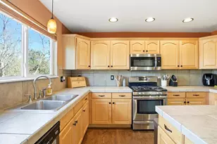 16681 E 106th Way, Commerce City, CO 80022 - Photo 13