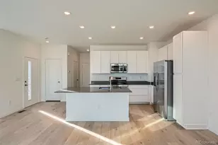 1979 S Gold Bug Wy, Aurora, CO 80018 - Photo 9