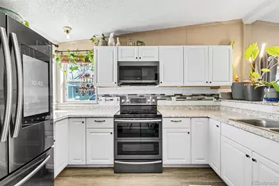 1819 Crystal Street, Aurora, CO 80011 - Photo 3