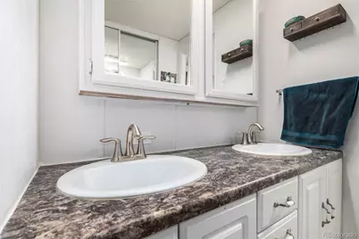 1819 Crystal Street, Aurora, CO 80011 - Photo 23