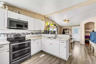 1819 Crystal Street, Aurora, CO 80011 - Photo 7