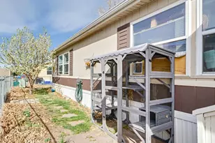 1819 Crystal St, Aurora, CO 80011 - Photo 39