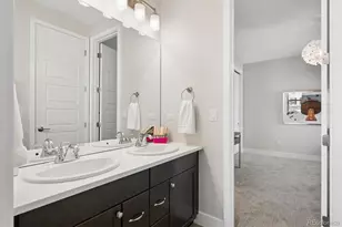 7840 E 32nd Ave, Denver, CO 80238 - Photo 21