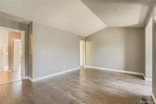 3742 S Ensenada St, Aurora, CO 80013 - Photo 15
