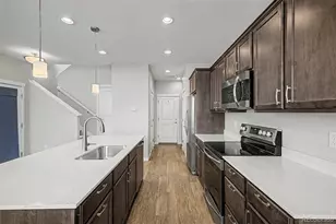 9729 Albion Ln, Denver, CO 80229 - Photo 11