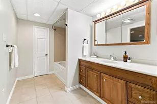15839 E Arkansas Dr, Aurora, CO 80017 - Photo 35