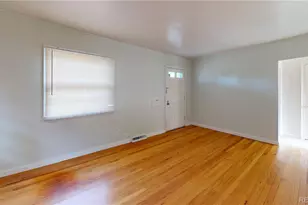 2525 S Clayton St, Denver, CO 80210 - Photo 31