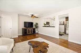 8504 E Briarwood Pl, Centennial, CO 80112 - Photo 3