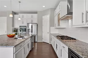 2305 Purple Finch Ct, Castle Rock, CO 80109 - Photo 11