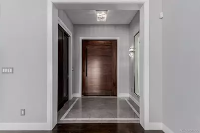 8017 S Valleyhead Way, Aurora, CO 80016 - Photo 5