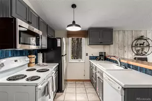 903 N Frontage Road, Vail, CO 81657 - Photo 7