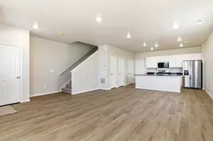 1596 Riverplace Dr, Windsor, CO 80550 - Photo 3