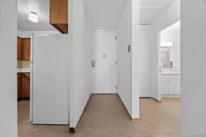 755 S Clinton Street #7B, Denver, CO 80247 - Photo 9