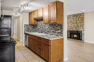 9867 E Peakview Ave, Englewood, CO 80111 - Photo 5