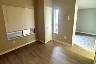 912 S Dearborn Way, Aurora, CO 80012 - Photo 5