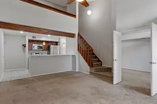 2575 S Syracuse Way, Denver, CO 80231 - Photo 7
