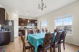 5328 Trails Edge Ln, Castle Rock, CO 80104 - Photo 5