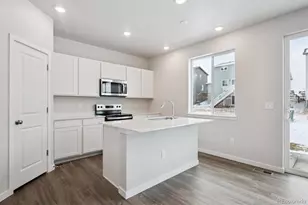 3454 N Irvington St, Aurora, CO 80119 - Photo 5