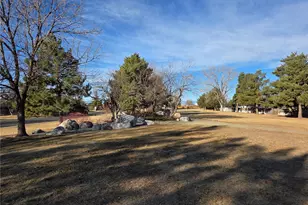 18820 E Carmel Cir, Aurora, CO 80011 - Photo 27