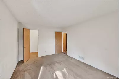 18820 E Carmel Circle, Aurora, CO 80011 - Photo 13