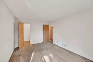 18820 E Carmel Cir, Aurora, CO 80011 - Photo 13