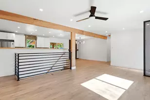 1049 Jamaica Ct, Aurora, CO 80010 - Photo 3