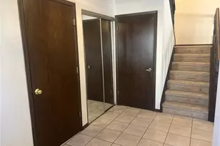 2750 S Heather Gardens Way, Aurora, CO 80014 - Photo 3