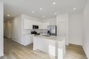 245 Kobe Ln, Johnstown, CO 80534 - Photo 3