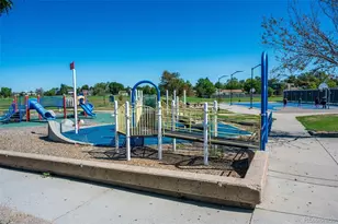 829 S Nome St, Aurora, CO 80012 - Photo 35