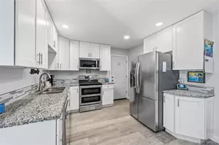 829 S Nome St, Aurora, CO 80012 - Photo 9